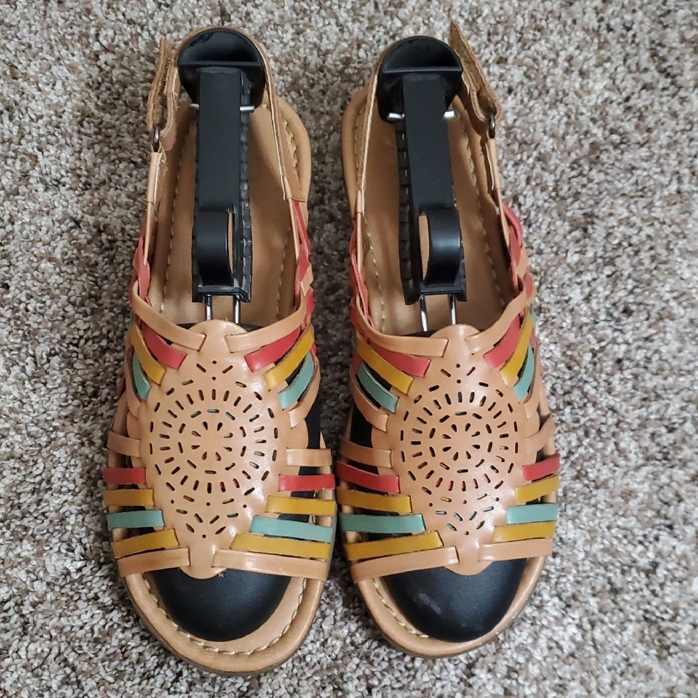 🌈 Naturalizer Leather Slingback Sandals – Size 7 – Multicolor Woven Design - Picture 3 of 10